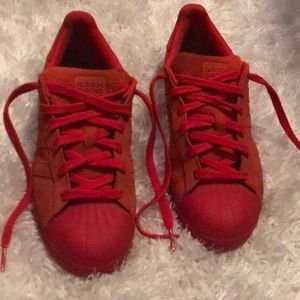 Adidas Shell toe sneakers